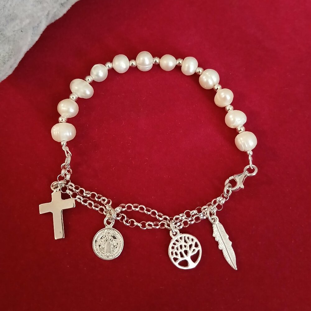 Pearly Charm Bracelet